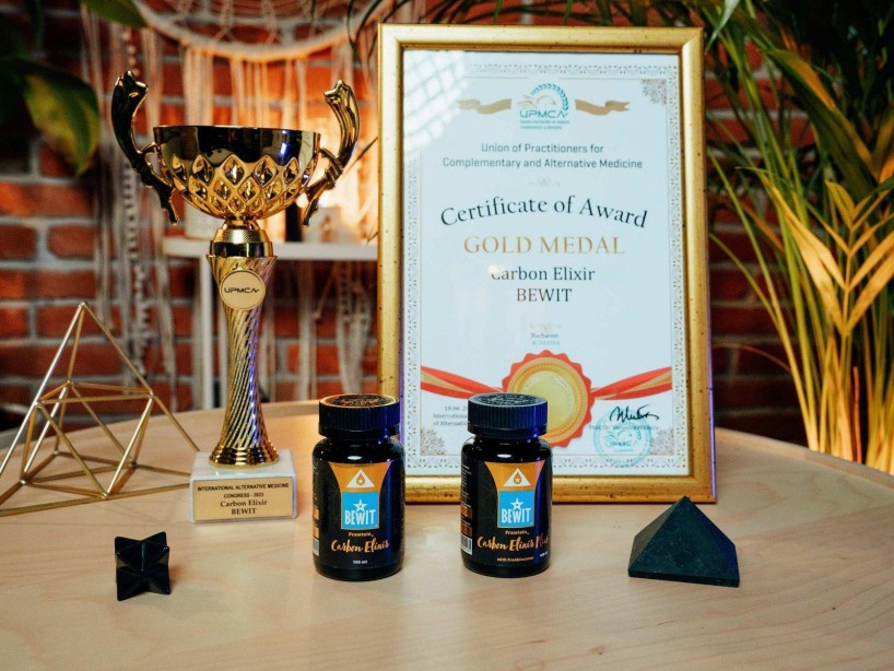 Zázrak dlouhověkosti: Molekula C60 Zázrak dlouhověkosti: Molekula C60