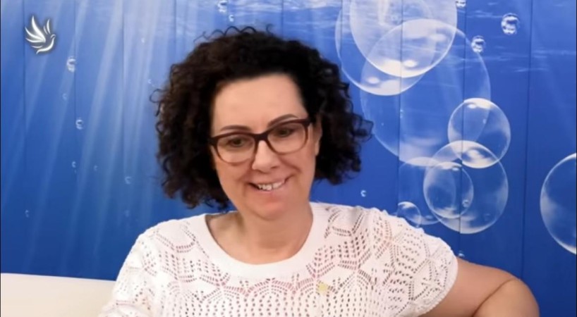 Andrea Holasová - Vážně nevážně o duchovnu