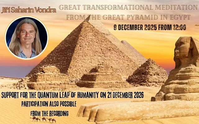 Kolektivní meditace u Velké pyramidy v Gíze