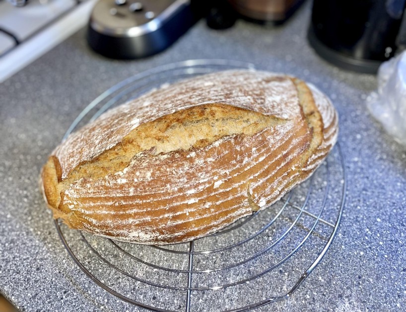 Domácí kváskový chléb Domácí kváskový chléb