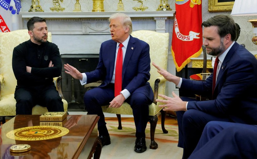 KONČÍ POLITIKA TYPU ROZDĚL A PANUJ? KONČÍ POLITIKA TYPU ROZDĚL A PANUJ?
