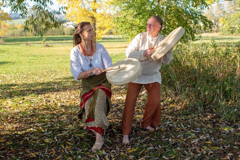 INSPIRATIVNÍ A LÉČIVÁ SETKÁVÁNÍ