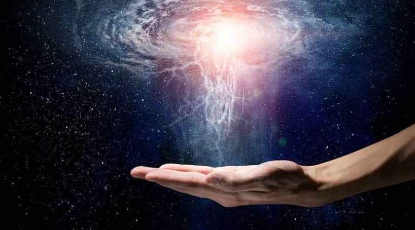 PROJEVENÍ SE V NOVÉ VERZI SEBE SAMA PROJEVENÍ SE V NOVÉ VERZI SEBE SAMA
